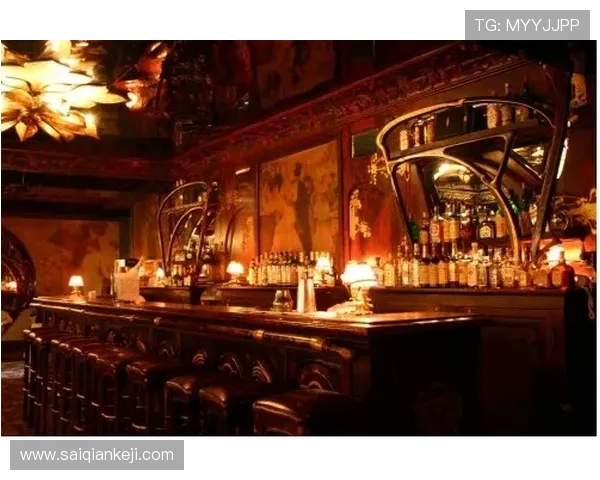 澳门巴黎人美食体验：多样餐厅美味佳肴与用餐指南详解